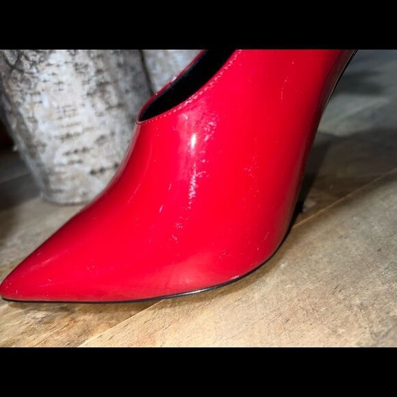 Saint Laurent Teddy Patent Pumps - Picture 14 of 14